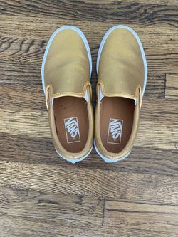 Slip On Vans Women’s 7.5 Men’s 6