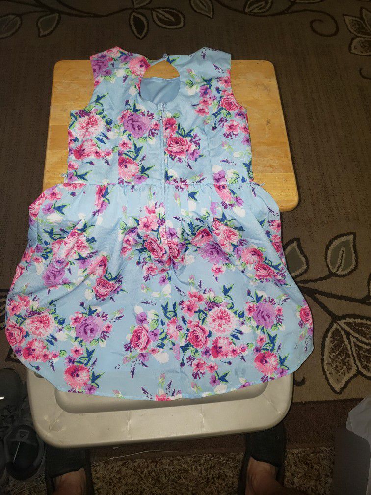 Girls Flower Dress Size 18.5 