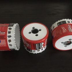 Milwaukee 2 5/8 hole saw brand new