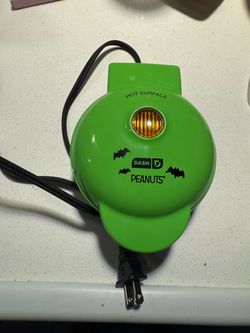 DASH Portable waffle maker