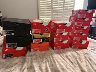 (14) empty Nike shoeboxes