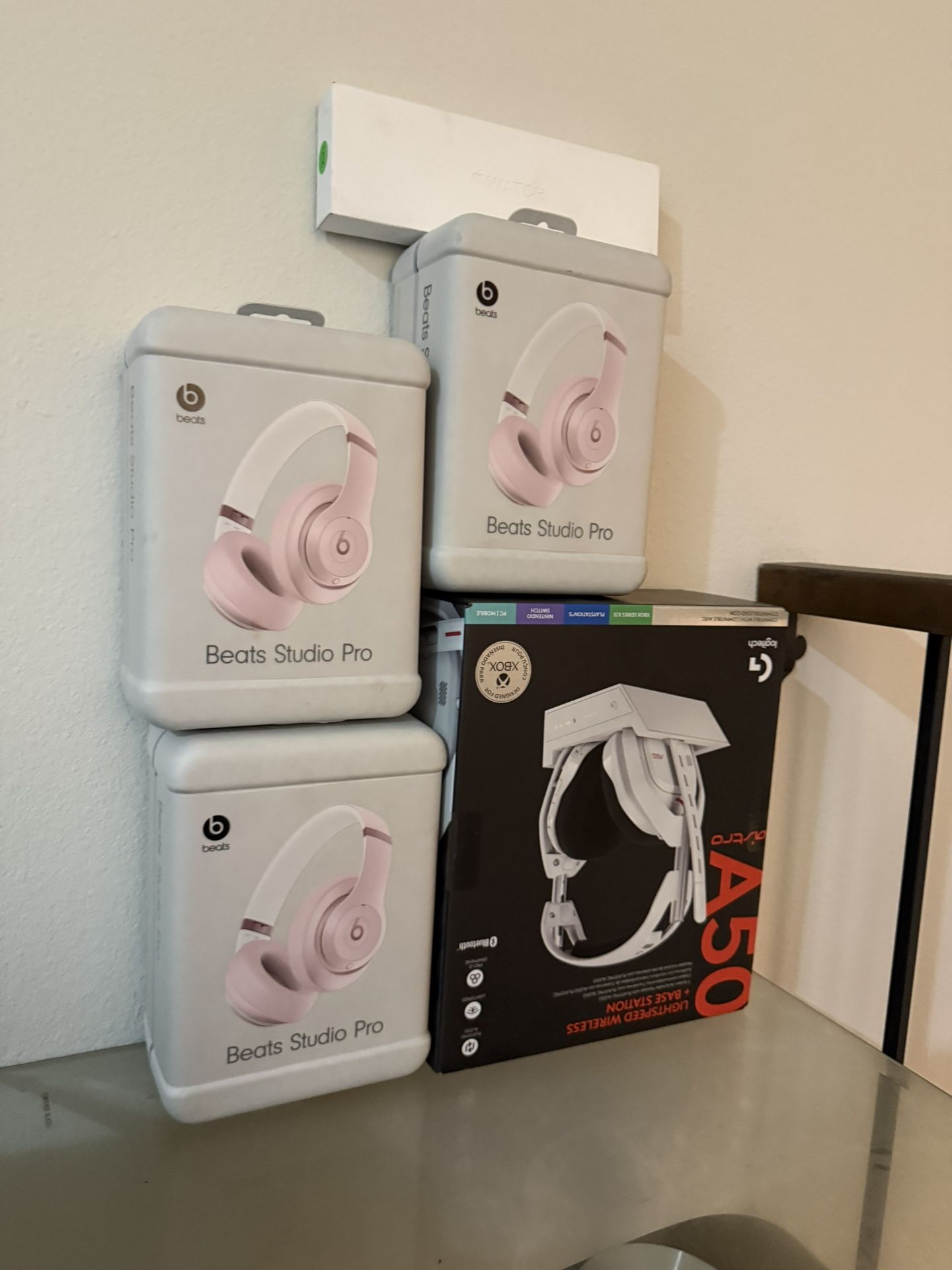 Beats Studio Pro/ Apple Watch Series 10 46mm / A50 Light Speed Headset