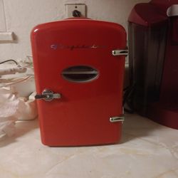Mini Frigidaire 