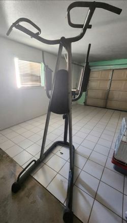 Pull-up and abs station