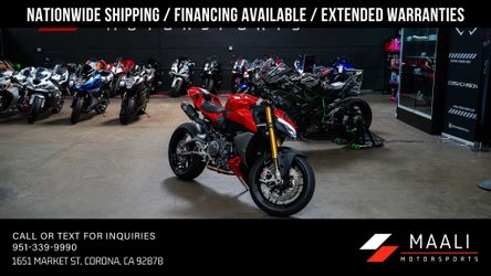 2025 Ducati Streetfighter V2 S