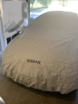 CAR COVER NISSAN ALTIMA SE shown on here IS250 Lexus