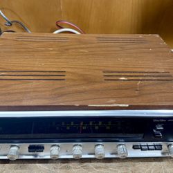 Vintage Sansui Solid State stereo receiver Model 4000
