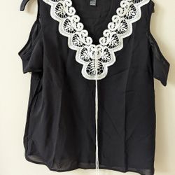 Large Black And White Fringe Top