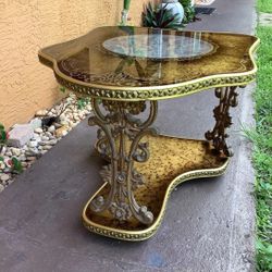 Vintage MCM Hollywood Regency Coffee Table Like A New