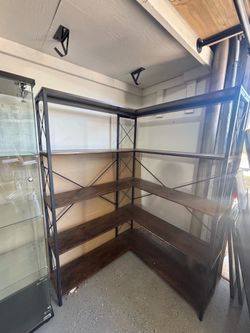 Corner Book shelf