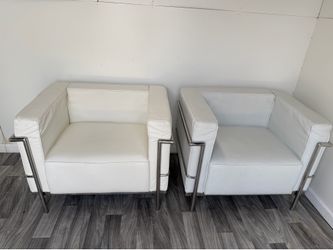 Pair of Le Corbusier Style LC2 White Leather Armchairs