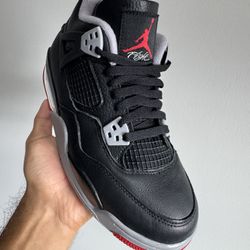 Jordan 4s 