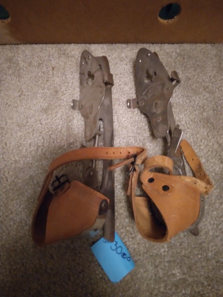 Vintage Ice Skates