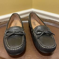 Women’s Abeo Shoes