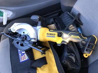 4 1/2” Dewalt Circular Saw (DCS671)