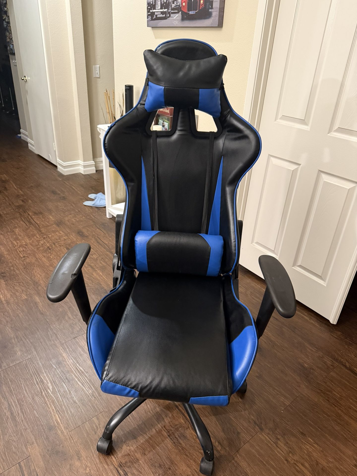 Gaming chair