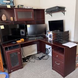 FREE L Shape Desk With Back Section