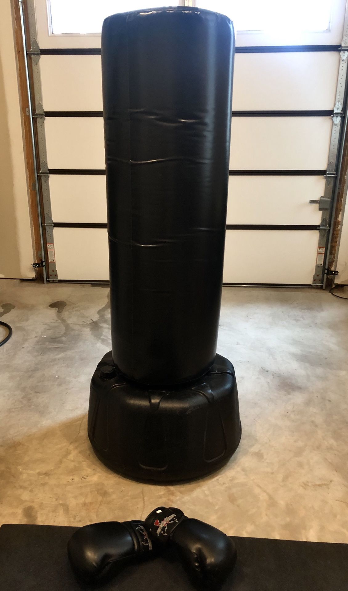 Freestanding Kickboxing Bag