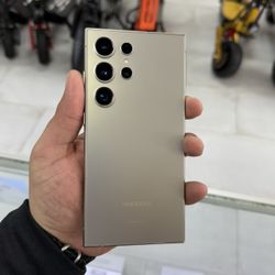 Galaxy S24 Ultra 5G Unlocked 512GB! Finance For $50 Down Payment!!