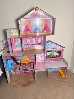 Barbie House