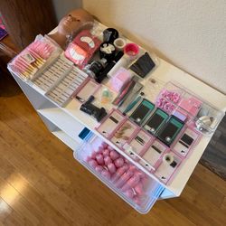 Eyelash supply’s
