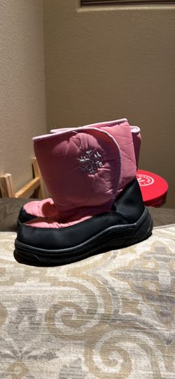 Big Girls Snow Boots Size 2