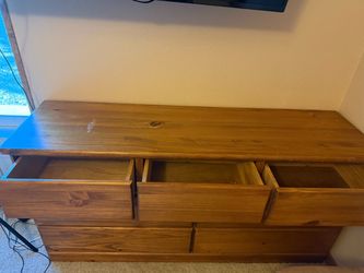 Solid Wood 7-Drawer Dresser