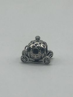 Carriage charm