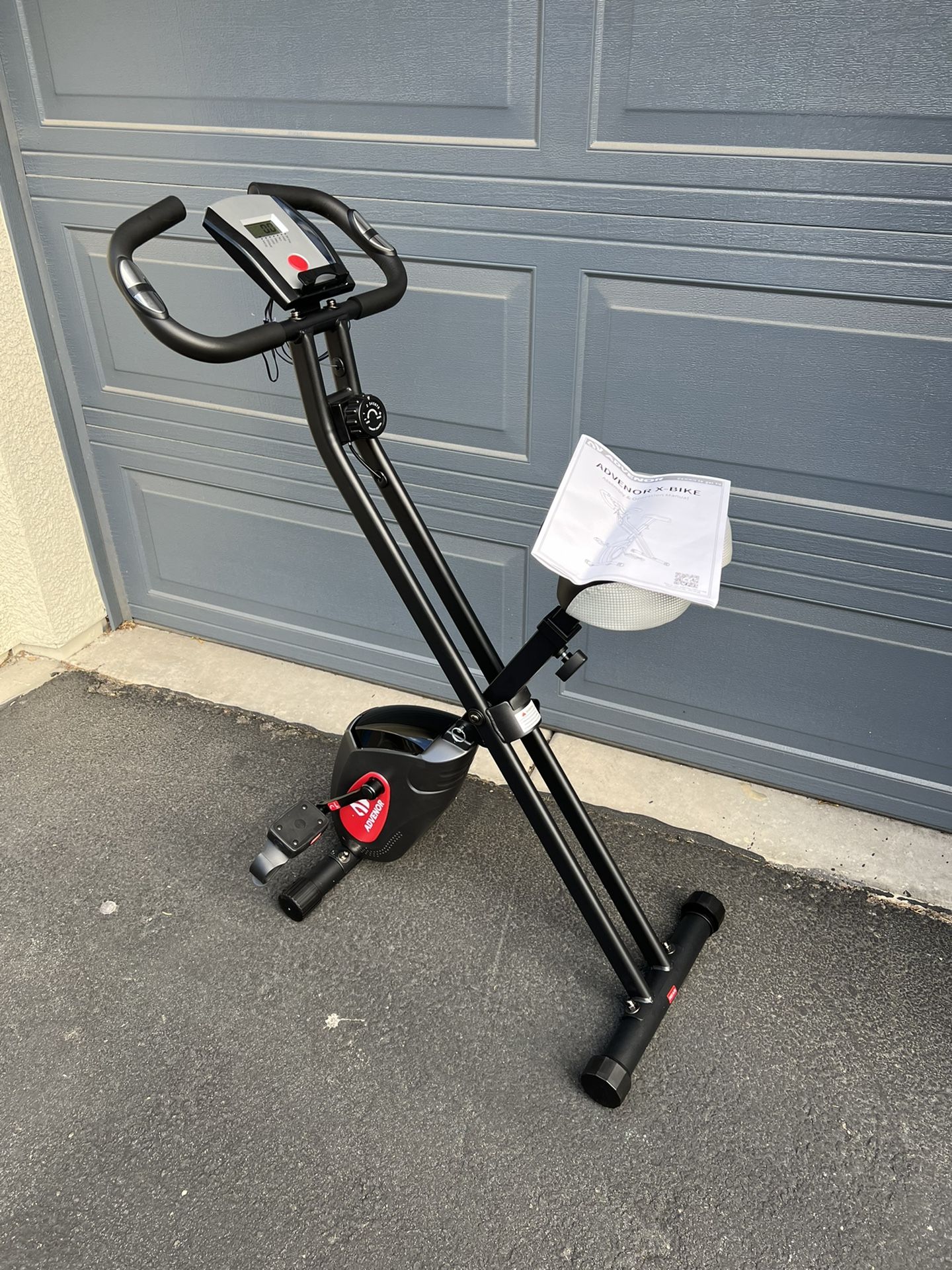ADVENOR Exercise Bike/NEW/FOLDABLE