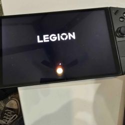 Lenovo Legion Go 8.8 500gb Internal Storage And 1.5 TB MicroSD