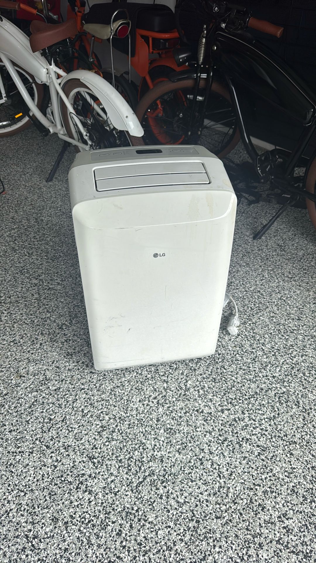 Portable AC unit