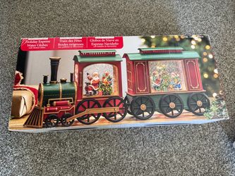 Holiday Express Water Globes with Motion Glitter