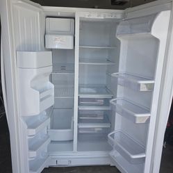 Whirlpool Double Door Refrigerator 