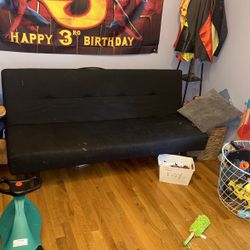 Black Futon 