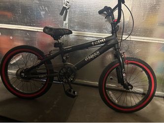 Boys 18’ bike