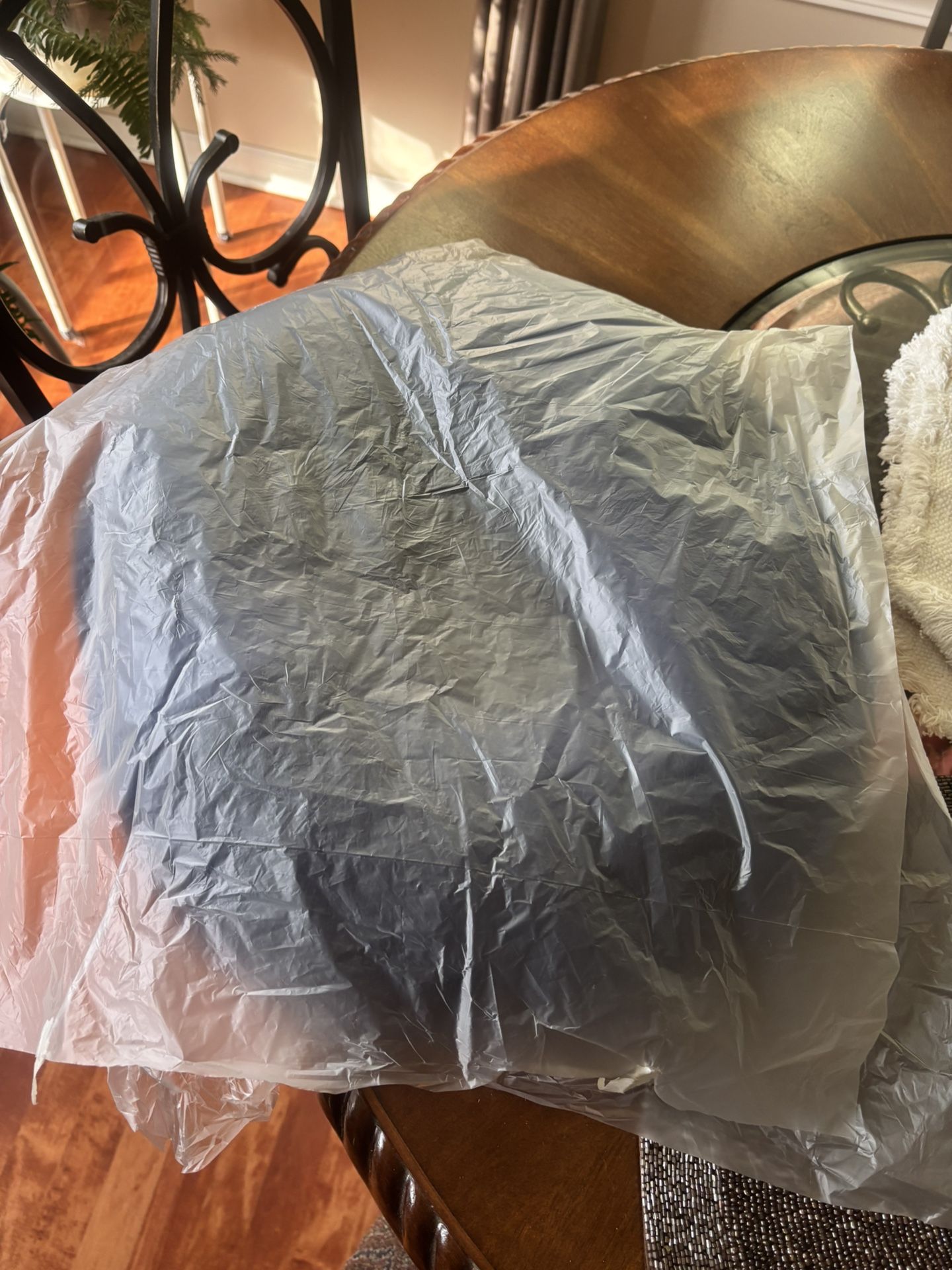 Brand New Donut Cushion For Chair Or Wheelchair 