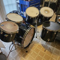 1976 Ludwig Drum Set