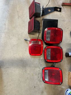 heavy-duty rectangular  tail box light.
