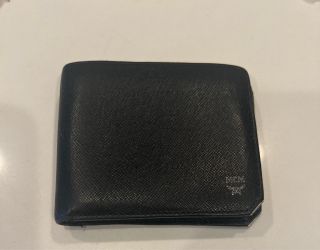 Black Textured Leather Bifold Wallet