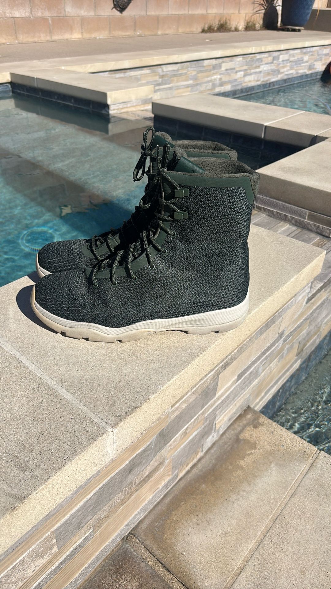 Jordan Nike Future Boot Grove Green Men’s size 13