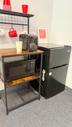 Arctic King Black Mini Fridge
