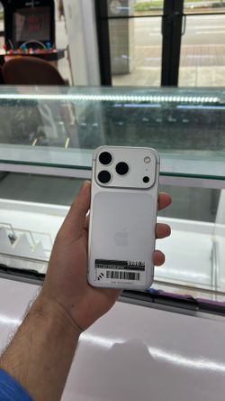 iPhone 17 Pro 256GB (Unlocked)