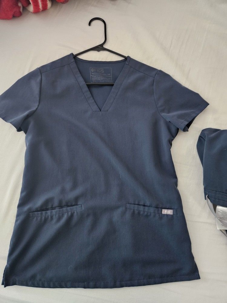 FIGS Scrubs 