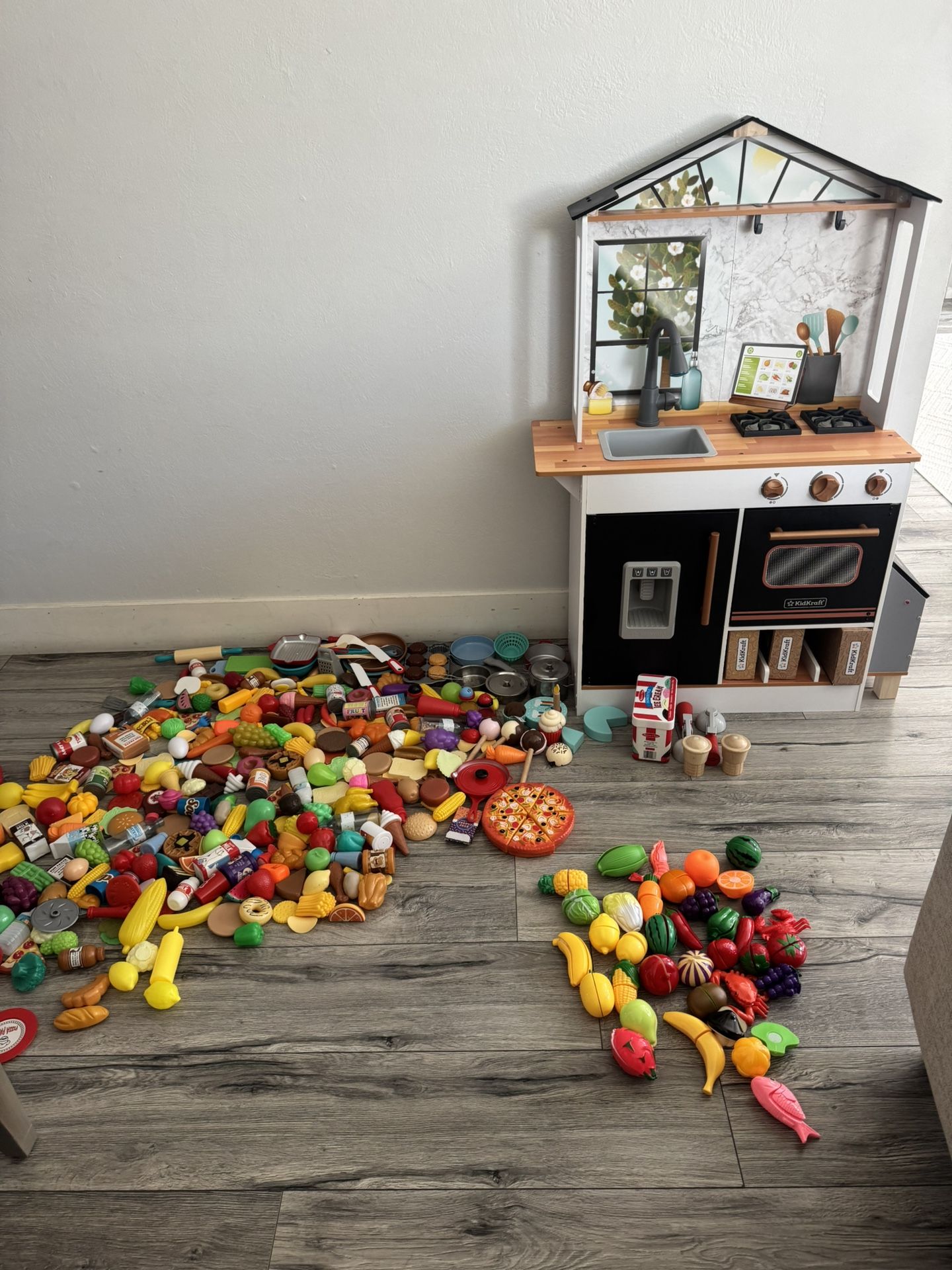 Kidkraft Play Kitchen. + Pretend Kitchen Toys