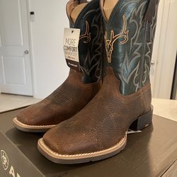 ARIAT Sport Outdoor Boots/ Botas Size 9 New