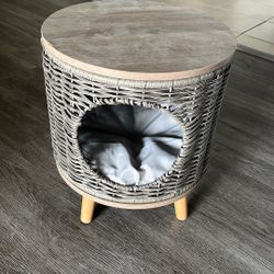 Cat Bed $30 Or Better Offer! 