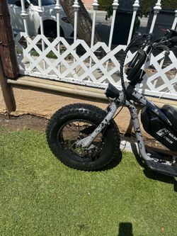 Electric mini bikes