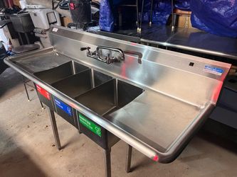 Stainless steel sinks