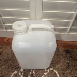 5 gallon water jug container for Fish tank aquarium
