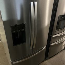 Whirlpool 3 Door Refrigerator 2024